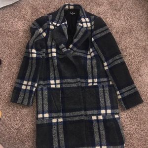 Lulu’s blue plaid menswear-inspired coat Size S
